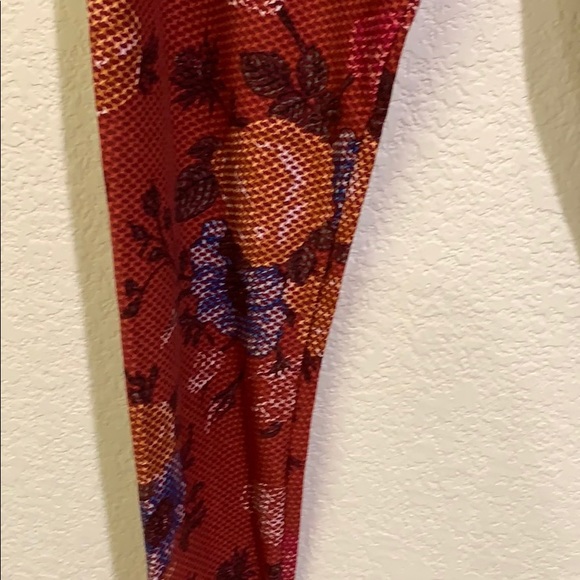 NWT Tall and Curvy LuLaRoe Leggings - Picture 4 of 4